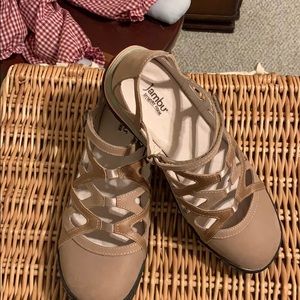 Tan Jambu sandals.